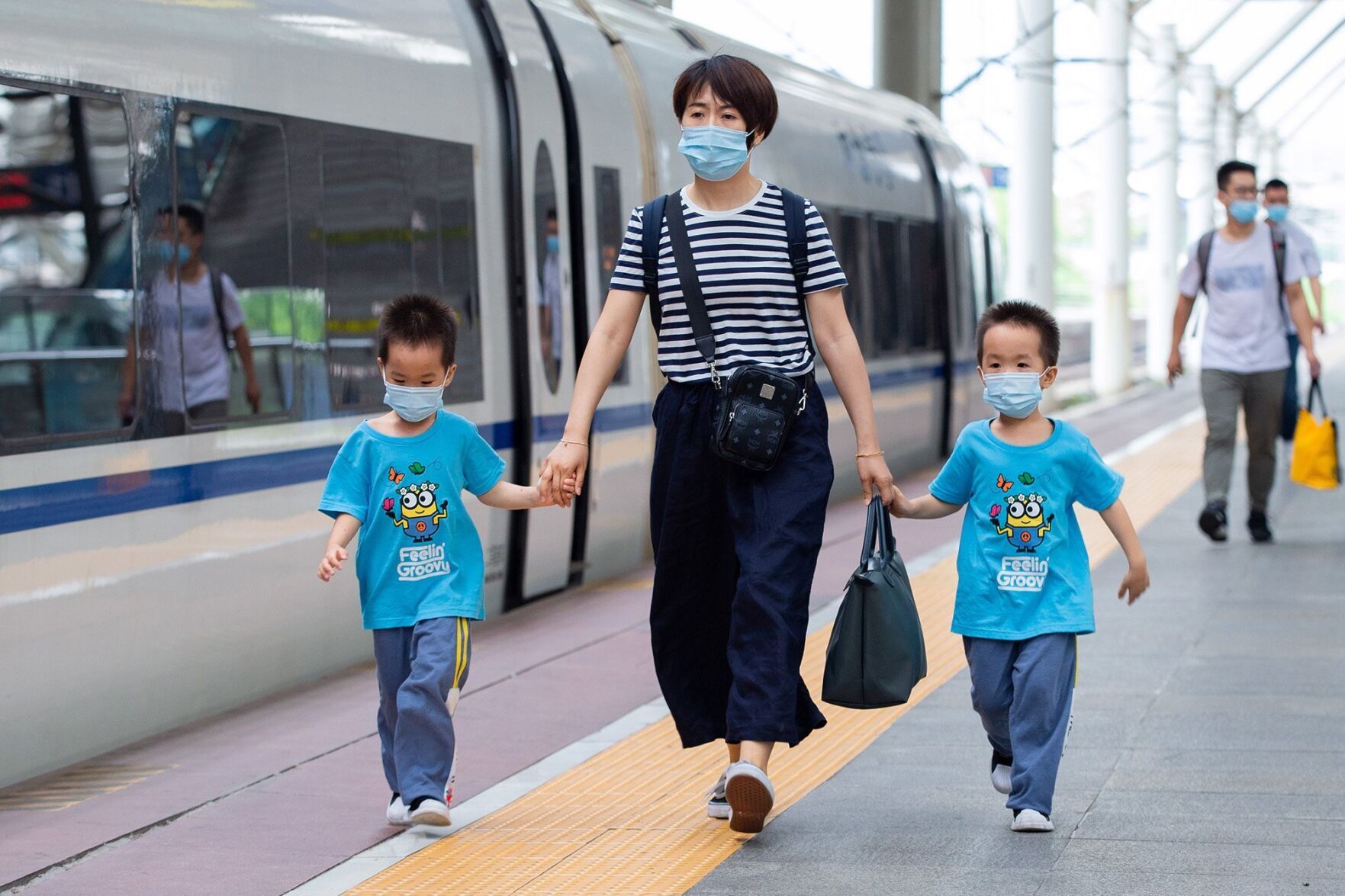 5 ways to get your kids to wear masks